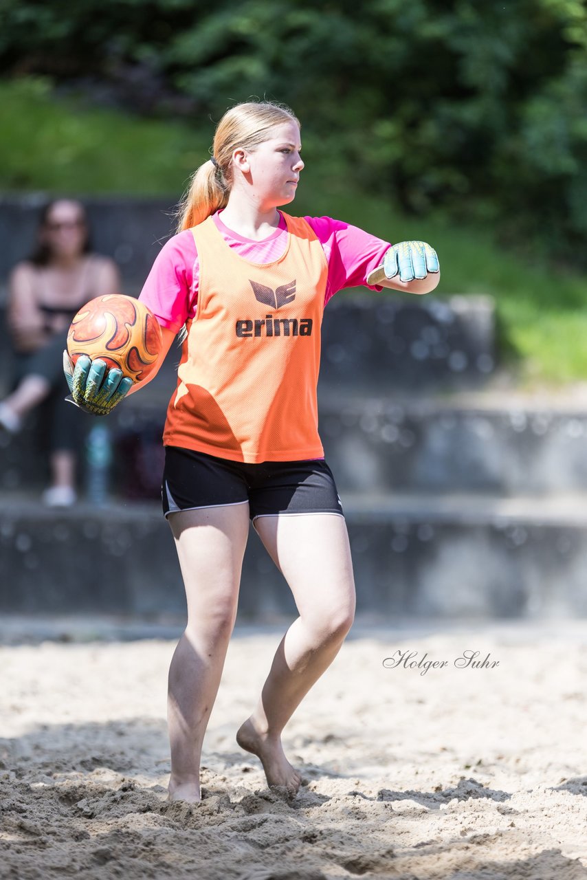 Bild 88 - wBJ/wCJ Beachsoccer Cup